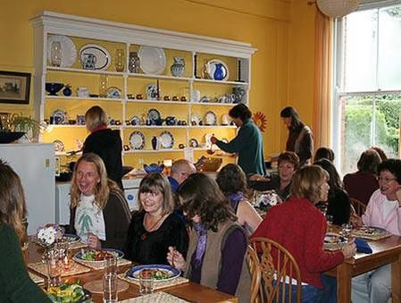 Vintage archive photo representing an earlier guided practice era in Muz Murray workshop history.